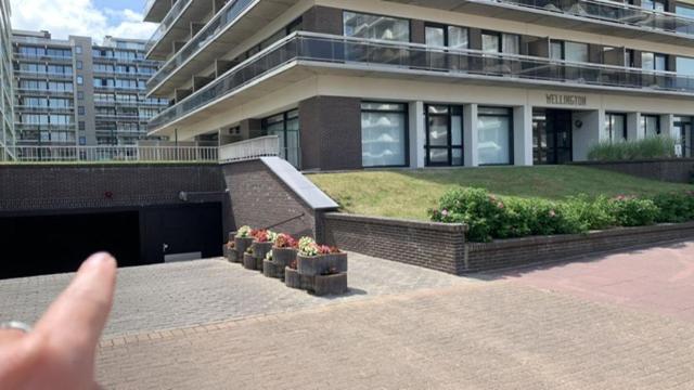 Superbe Studio Avec Une Magnifique Vue Sur La Mer. De Panne Luaran gambar